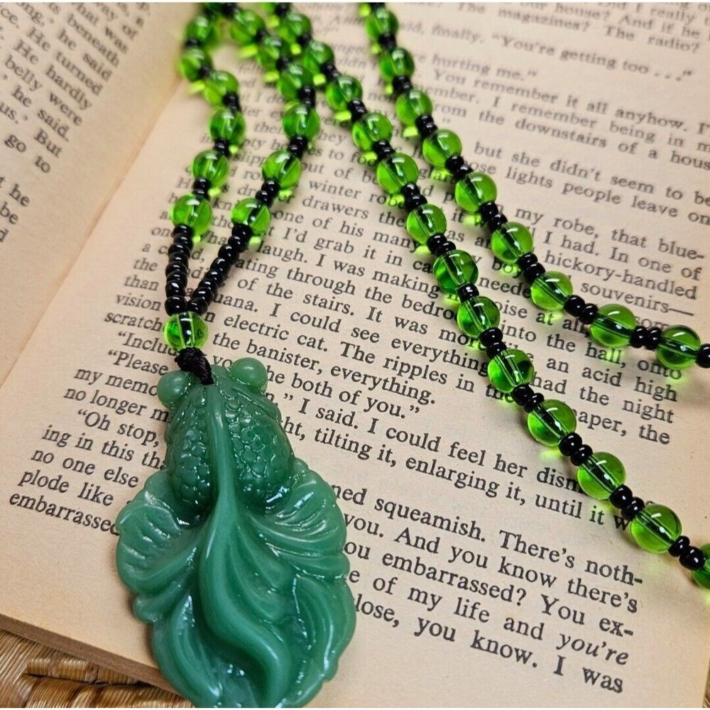 Emerald Green Chinese Beaded Glass Necklace Carved Goldfish Pendant Asian Boho